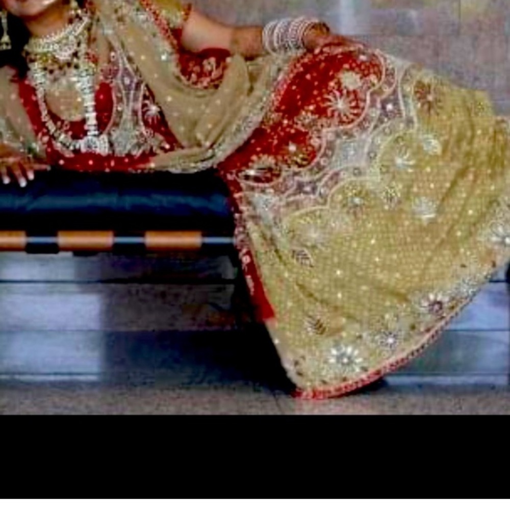 Indian Sari Saree Lehenga Red Gold Designer Indian Outfit